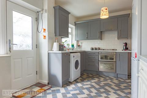 7 Dovecote Lane, Lees, Oldham, OL4 4SN