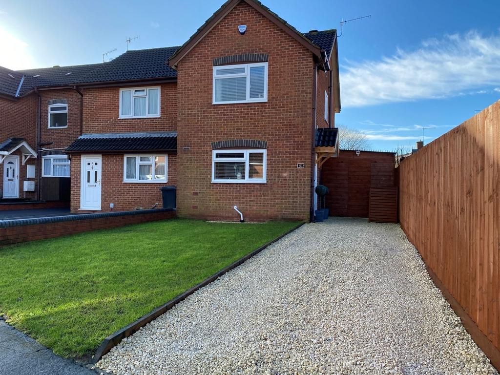Minton Close, Bristol, BS14 2 bed semidetached house £285,000