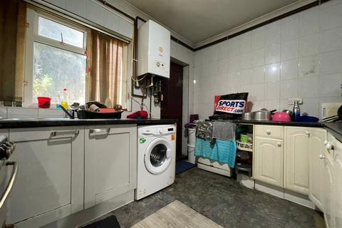 3 bedroom terraced house to rent, The Grange, Wembley, Middlesex HA0