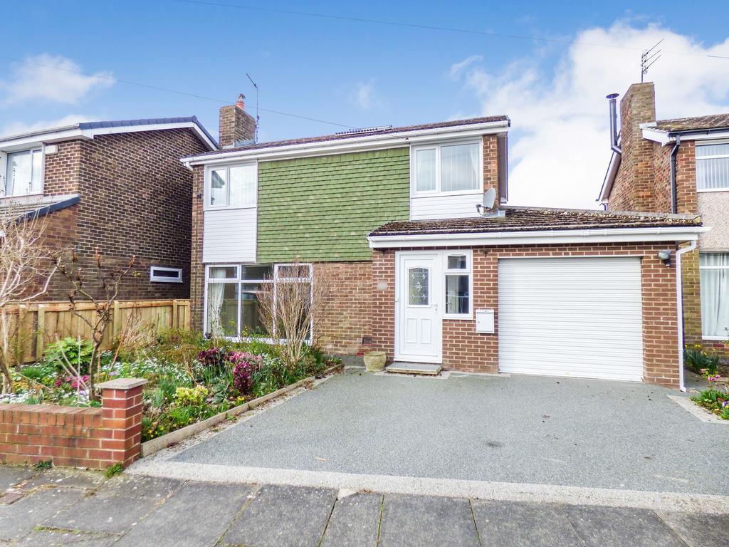 Abbey Gate, Morpeth, Northumberland, NE61 2XN 3 bed detached house £