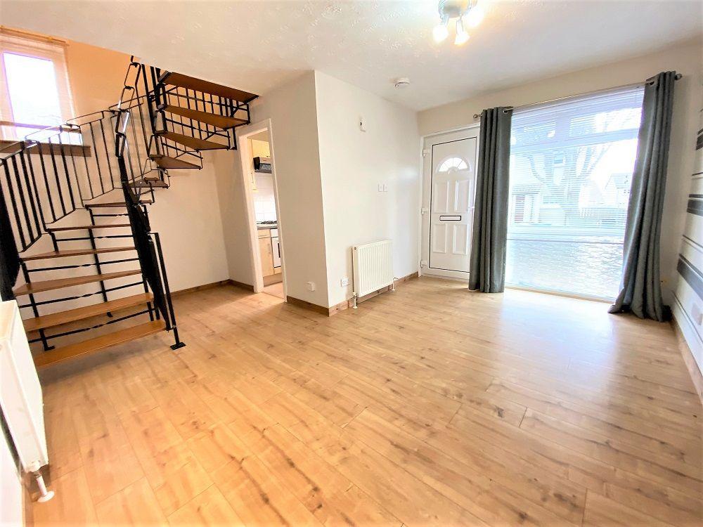 11 Morlich Court, Dalgety Bay, Dunfermline 1 bed terraced house £97,500