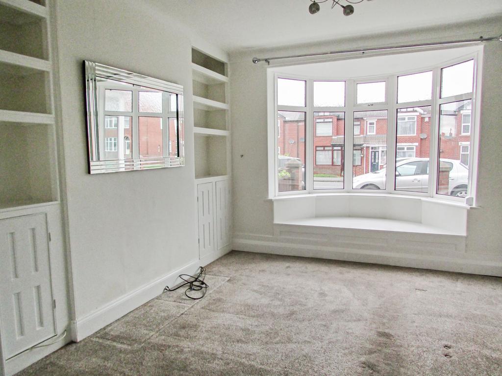 Stakeford Lane, Choppington... 3 bed semidetached house £130,000