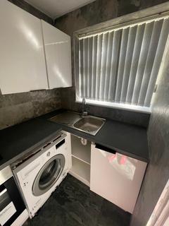 1 bedroom flat to rent, Rutland Court, LU