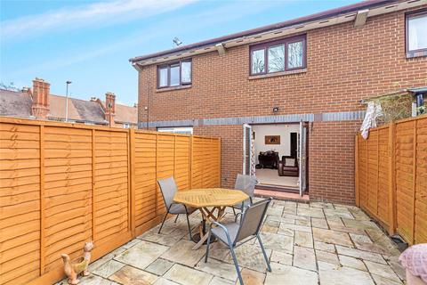 38 Abbey Drive, London, SW17 9PN