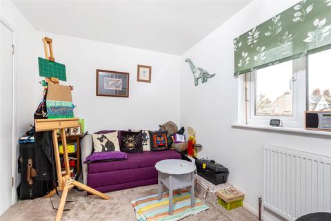 38 Abbey Drive, London, SW17 9PN