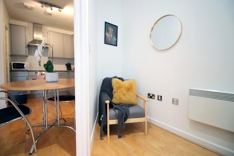 2 bedroom serviced apartment to rent - Dray Court, 1 Caroline St, Cardiff