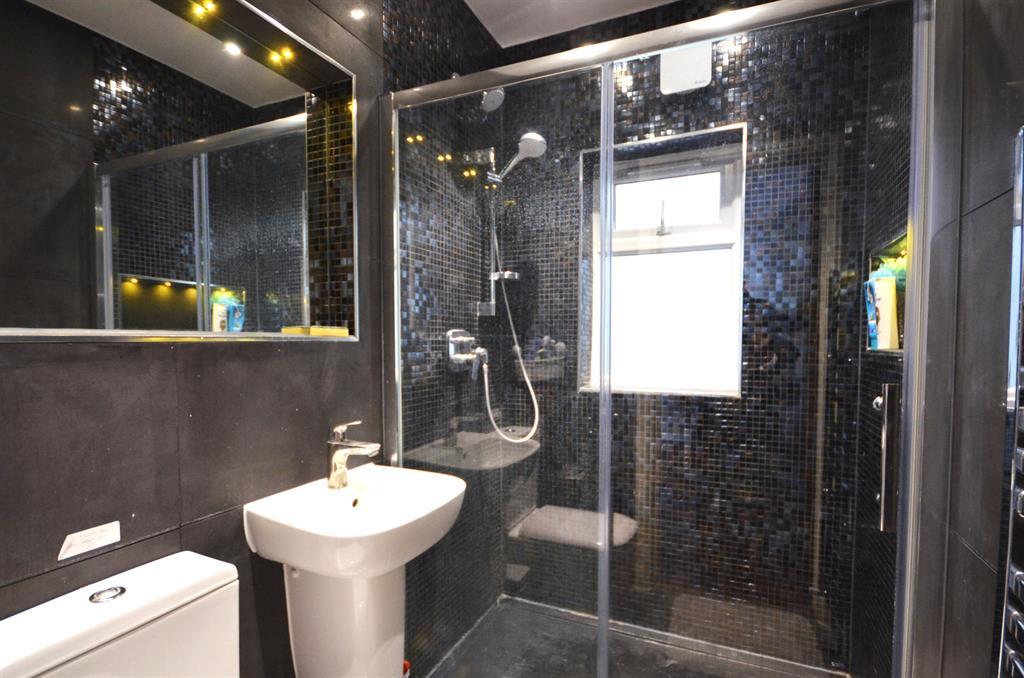 SINGLE ROOM ROOM TO LET IN HMO PROPERTY Rosslyn Crescent, Wembley