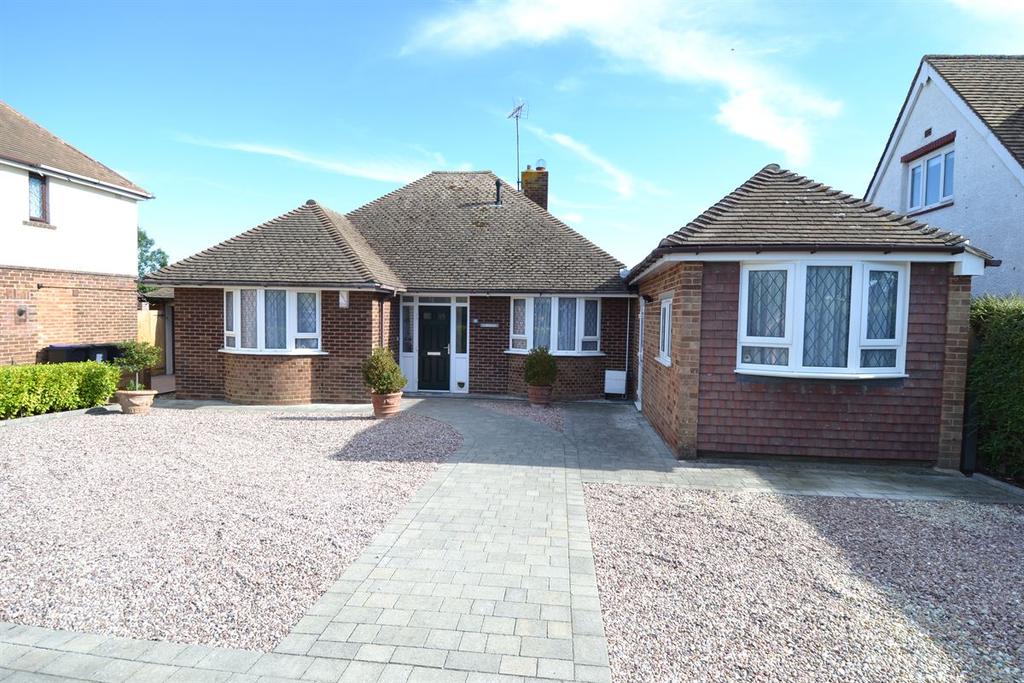 Swalecliffe Road, Tankerton, Whitstable 4 bed detached bungalow £675,000