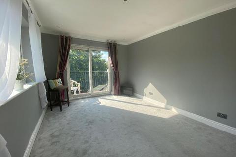 35 Birchend Close, South Croydon, CR2 7DS