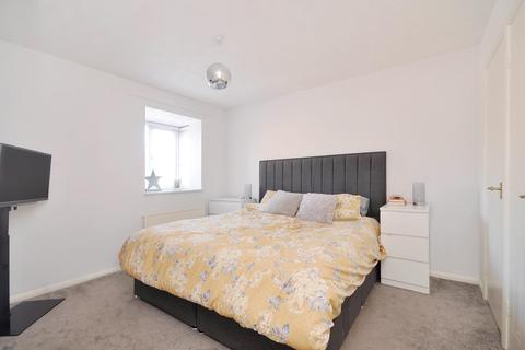 11 Wendover Gardens, Brentwood, CM13 2JE