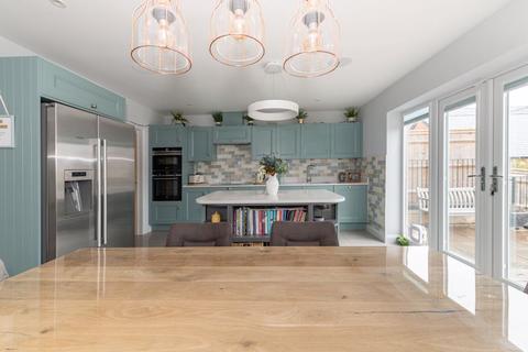 Oak House Dads Hill, Cross In Hand, Heathfield, TN21 0SY