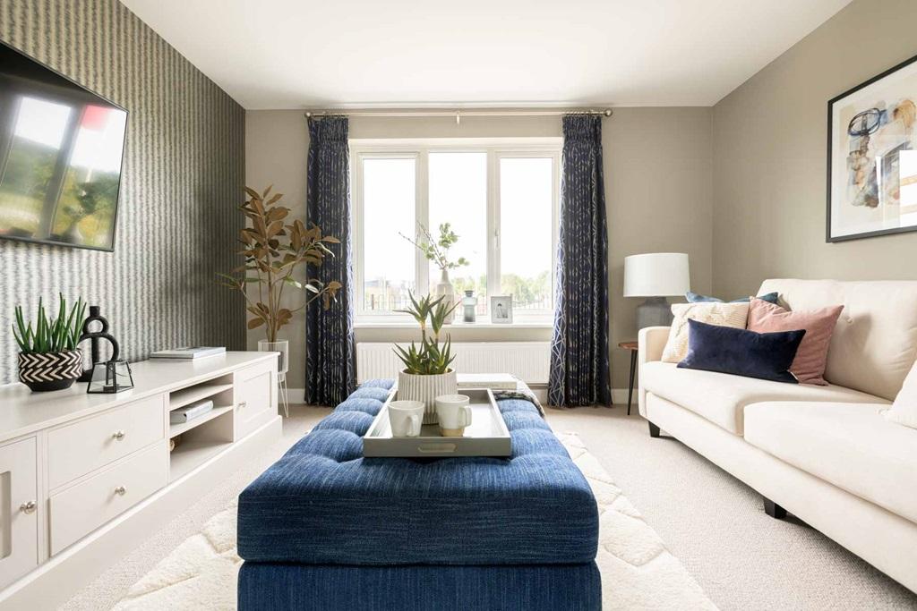 Large, open plan lounge