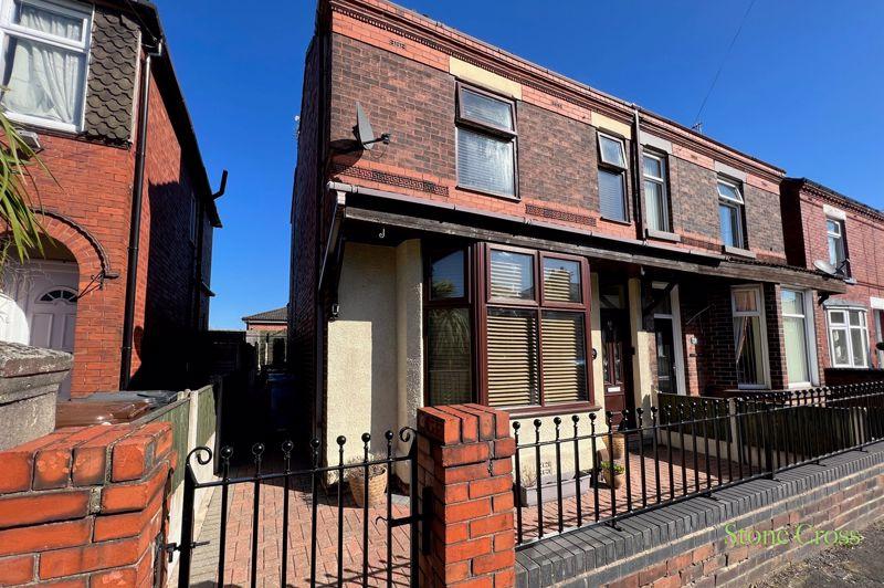 Charles Street, Golborne, Warrington, WA3 3DF 3 bed semidetached house