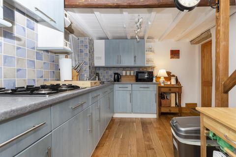 2 bedroom semi-detached house for sale, Tofts Grove, Brighouse HD6