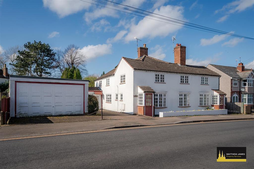 Hurst Road, Longford, Coventry 4 bed detached house £450,000