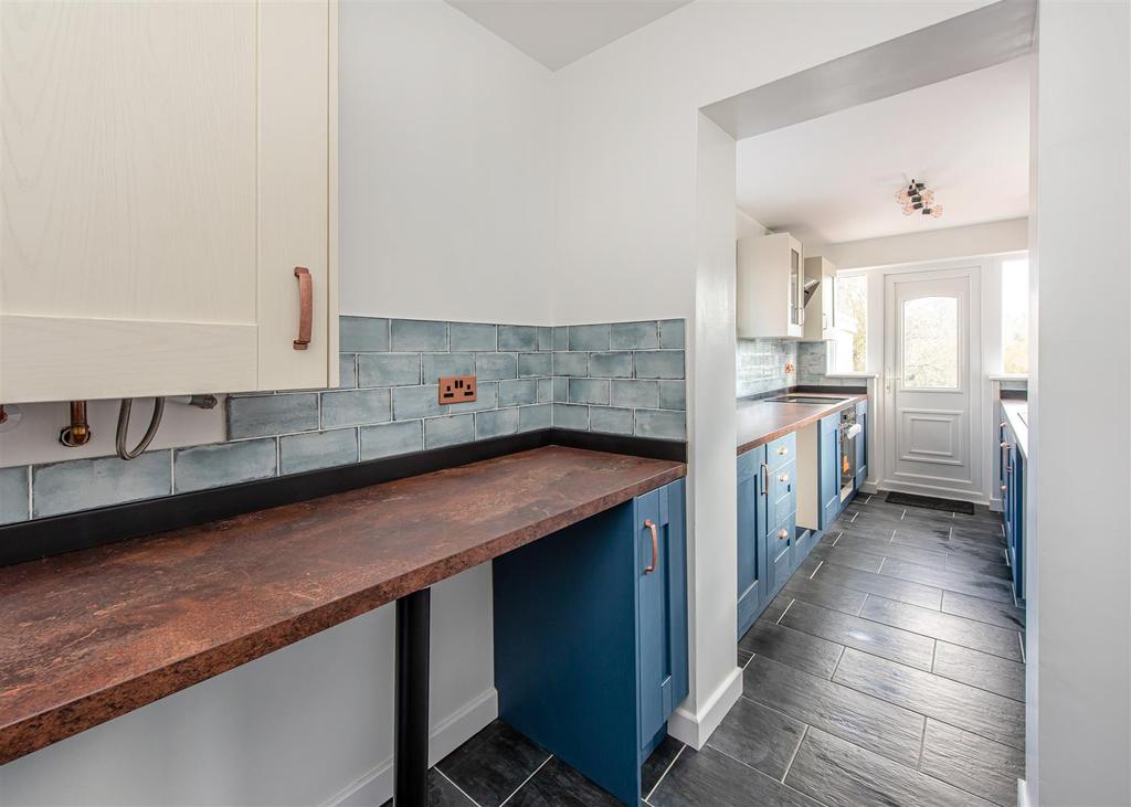 28 Kirkstone Crescent, Wombourne... 2 bed semidetached house £229,950