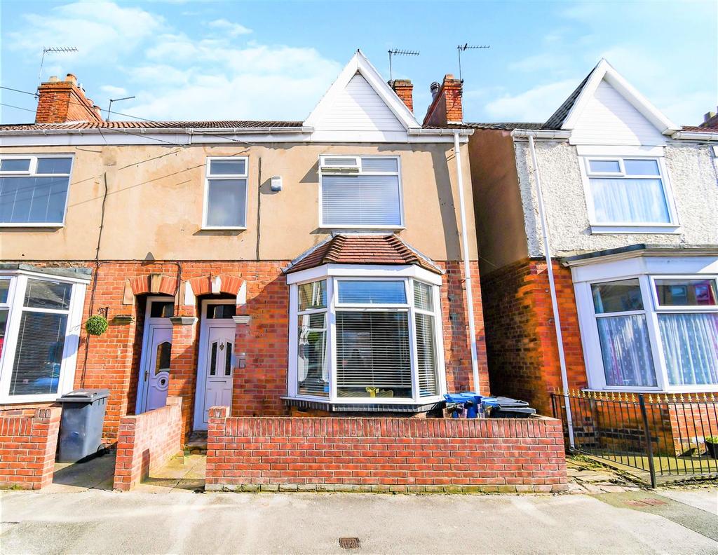 East Park Avenue, Hull 3 bed end of terrace house for sale £135,000