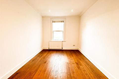 4 Palamos Road, London, E10 7JF