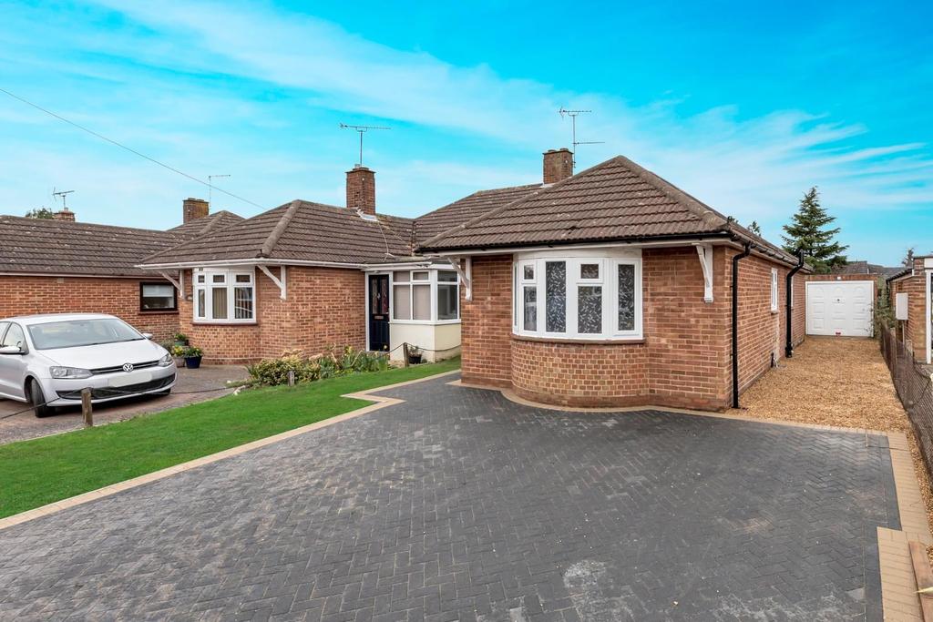 St. Johns Road, Colchester 3 bed semidetached bungalow £425,000