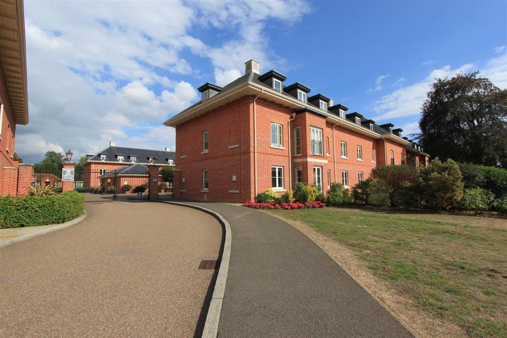 Henmarsh Court, Balls Park, Hertford 1 bed apartment £280,000
