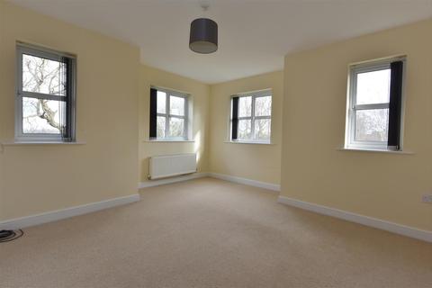 104 Delph Drive, Burscough, Ormskirk, L40 5BE