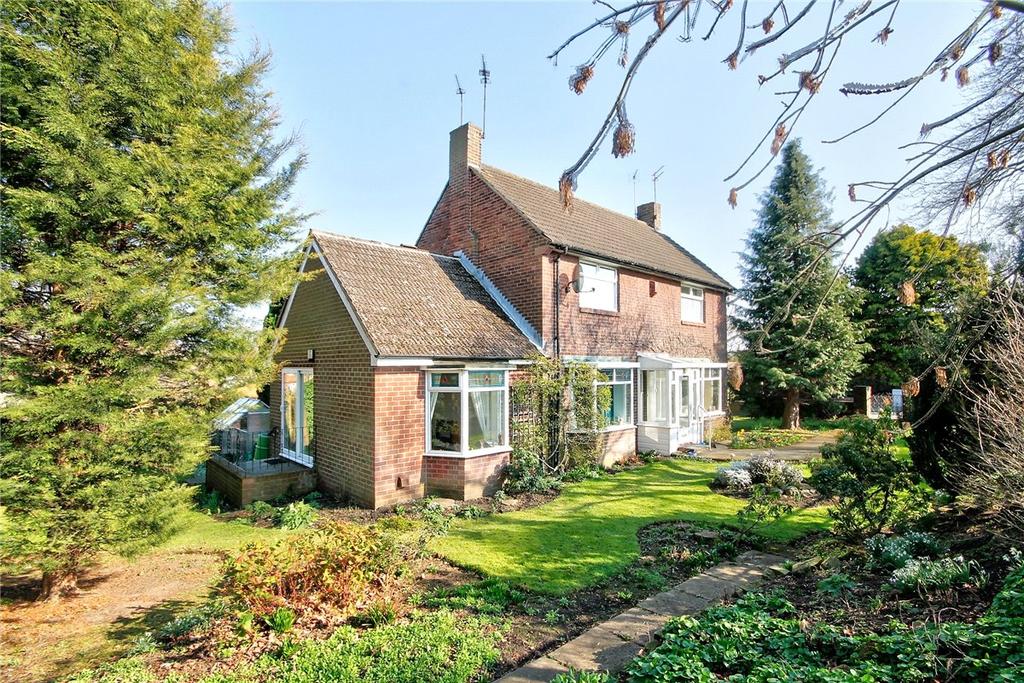Camperdown Avenue, Chester Le Street... 3 bed detached house £280,000