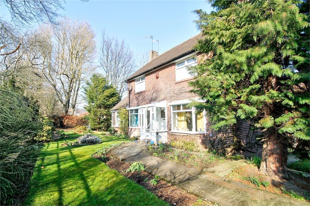 Camperdown Avenue, Chester Le Street... 3 bed detached house £280,000