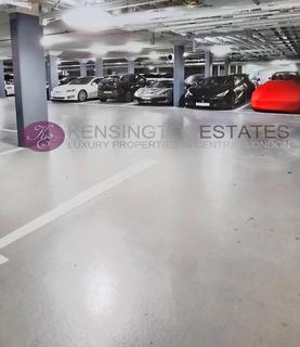 Parking to rent, 375 Kensington High Street, London W14