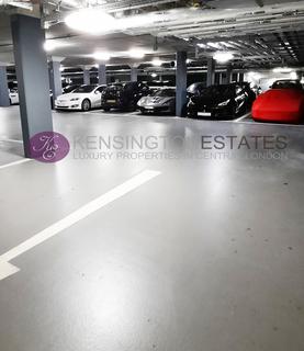 Parking to rent, Radnor Terrace, London W14