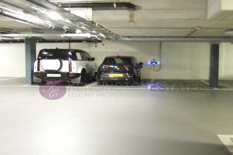 undefined, 375 Kensington High Street, London W14