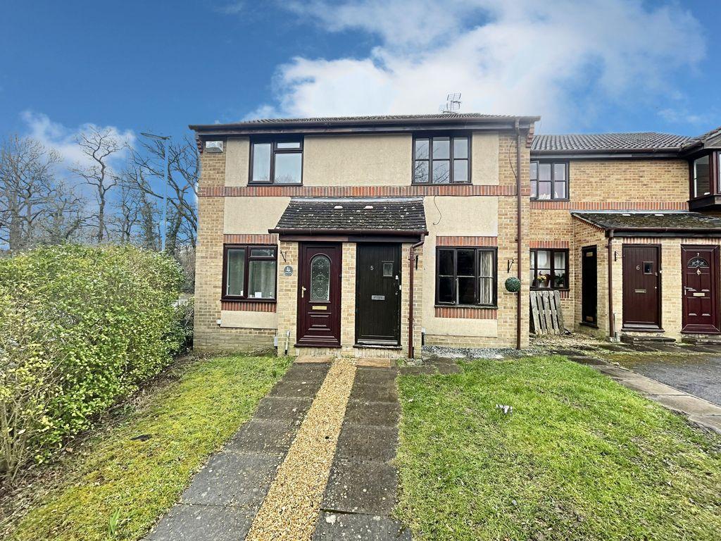 Southlands, Chineham, Basingstoke... 2 bed terraced house £250,000