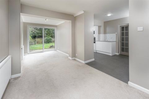 11 Merle Gardens, Lancaster Park, Morpeth, NE61 3RW