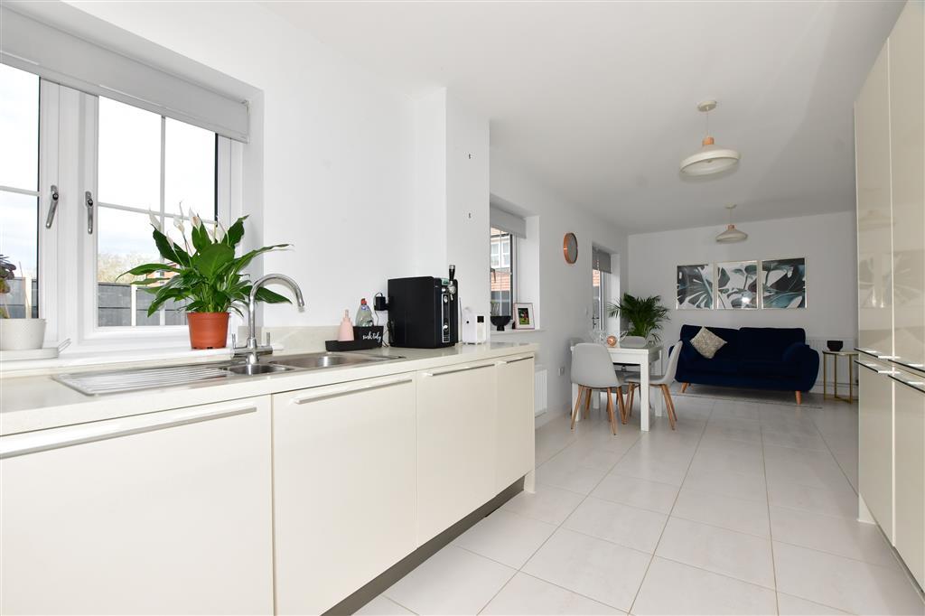 Kitchen/ Diner/ Family Room