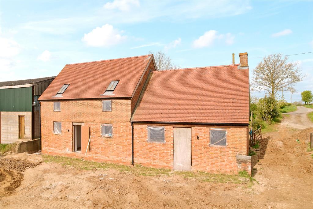 Westfields Farm Barns, Hillesden, Buckingham, Buckinghamshire, MK18 3