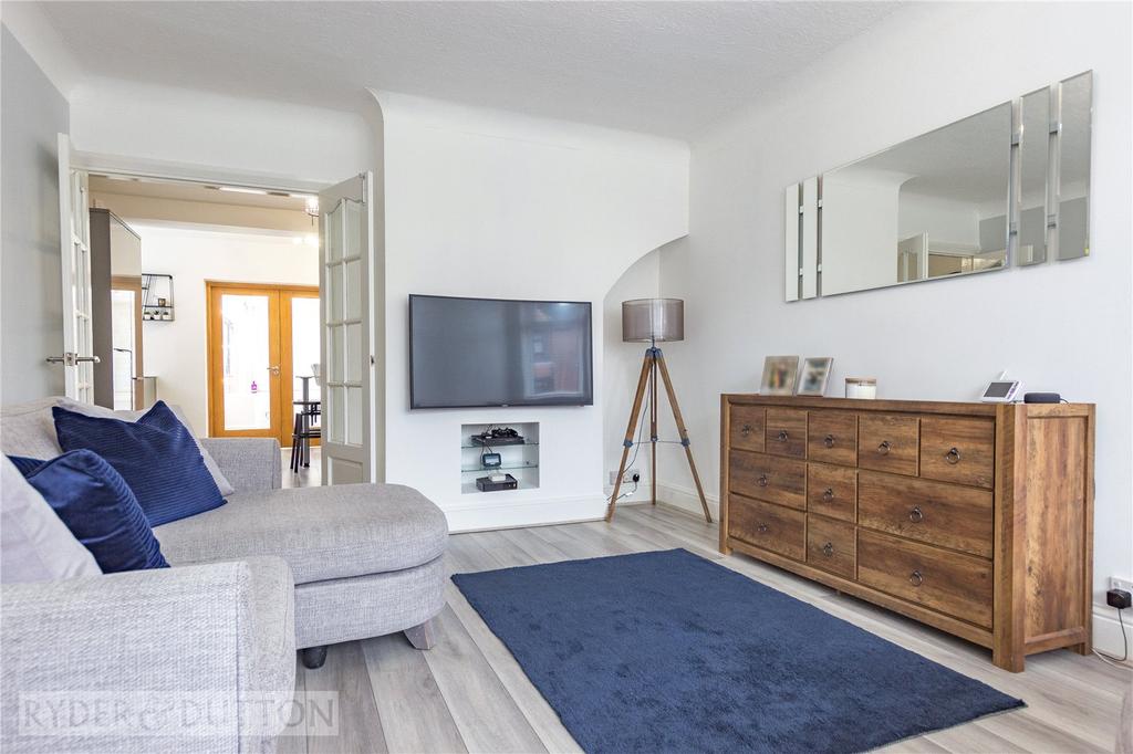 Kenwick Drive, New Moston, Manchester, M40 3 bed semidetached house £235,000