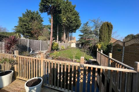 33 Prospect Road, Hornchurch, RM11 3TY