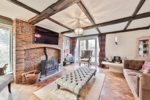 Trinity Cottage Church Side, Goxhill, Barrow-upon-humber, DN19 7HY