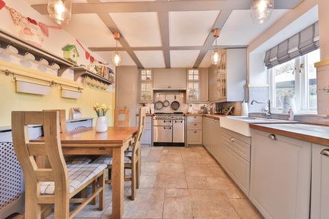 Trinity Cottage Church Side, Goxhill, Barrow-upon-humber, DN19 7HY