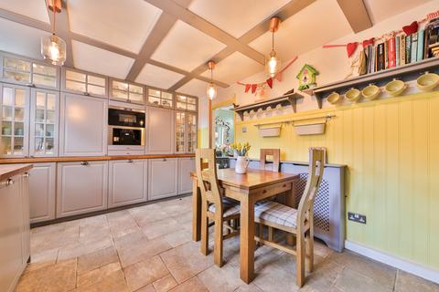 Trinity Cottage Church Side, Goxhill, Barrow-upon-humber, DN19 7HY
