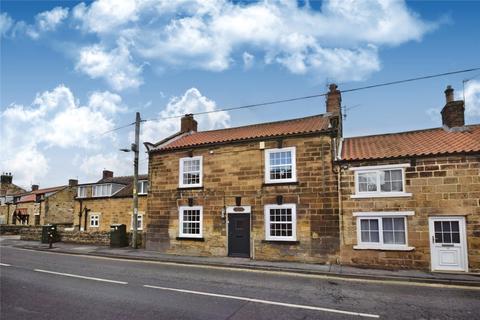 3 bedroom end of terrace house for sale - High Street, Burniston, YO13