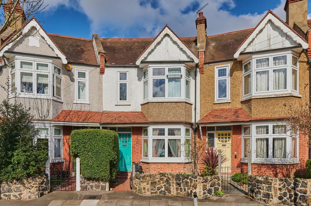 Rosslyn Avenue, Barnes, SW13 3 bed house £925,000