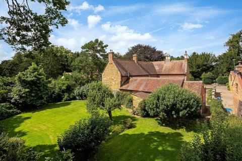 5 bedroom detached house for sale - Church Lane, Great Cransley, Northamptonshire, NN14