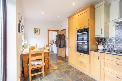 8 Tennyson Way, Hornchurch, RM12 4BU