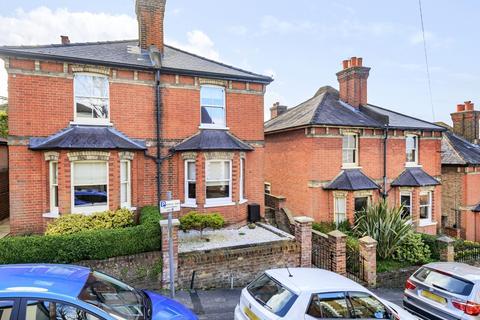 18 Cheselden Road, Guildford, GU1 3SB