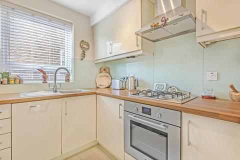 Flat B, 19 Princes Road, London, SW19 8RQ