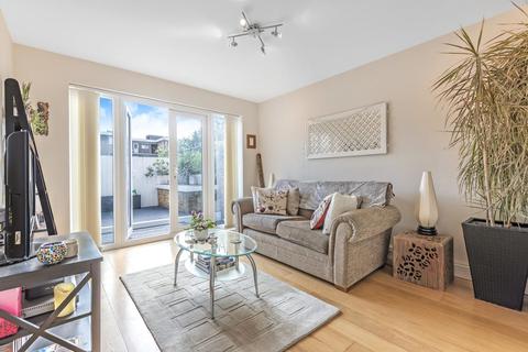 Flat B, 19 Princes Road, London, SW19 8RQ