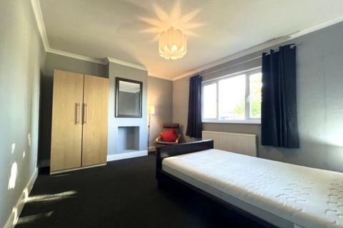 1 bedroom in a house share to rent, Tunnel Avenue, London SE10