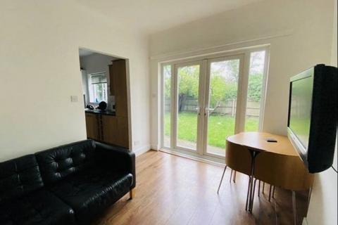 1 bedroom in a house share to rent, Tunnel Avenue, London SE10