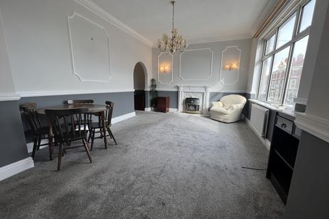 2 bedroom flat to rent, Lord Street, Fleetwood, Lancashire, FY7