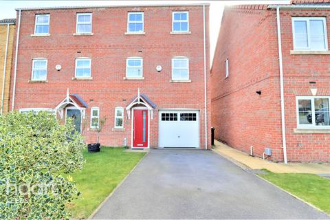 17 Springfield Road, Lofthouse, Wakefield, WF3 3FN